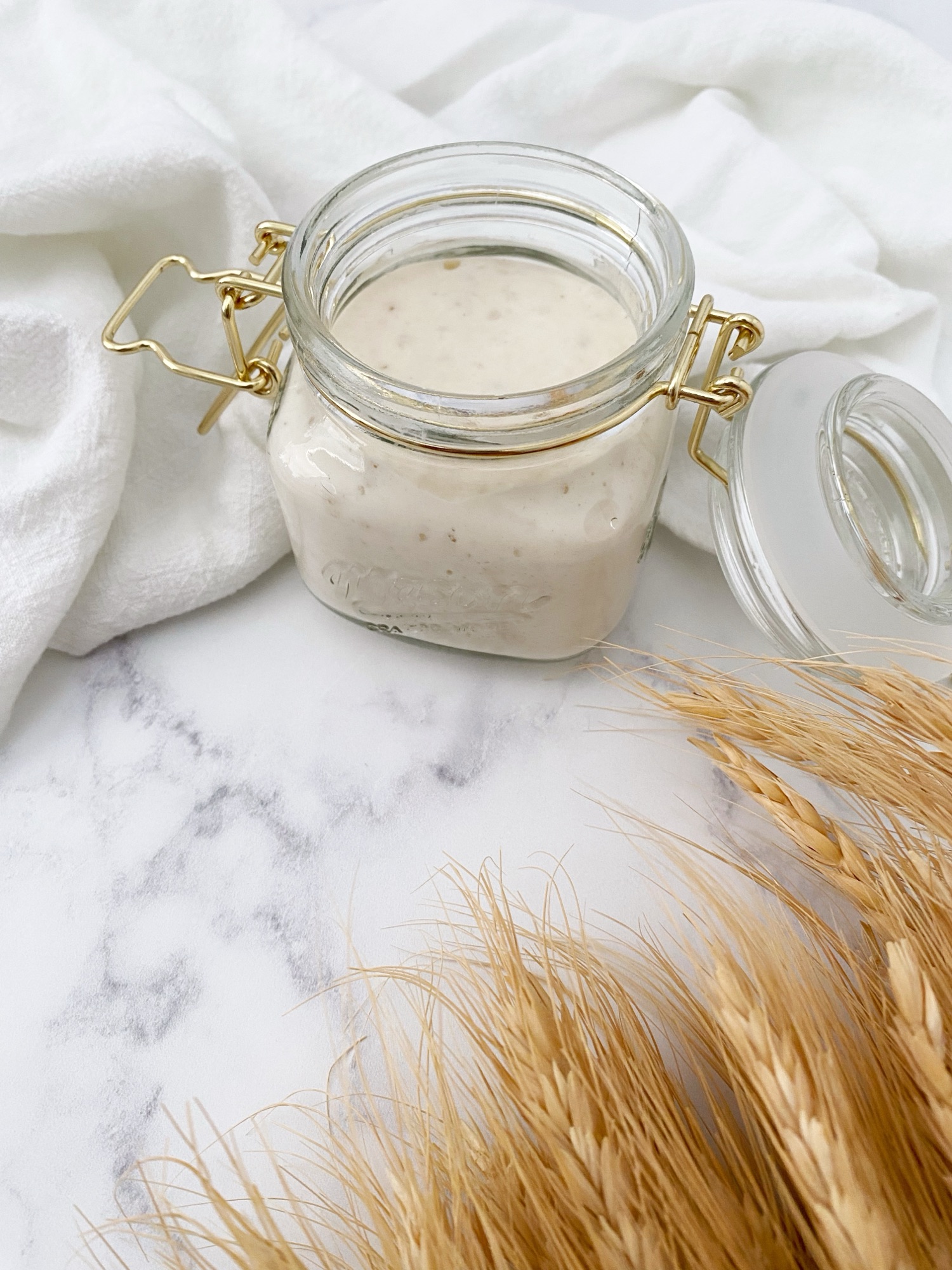 How to make a sourdough starter
